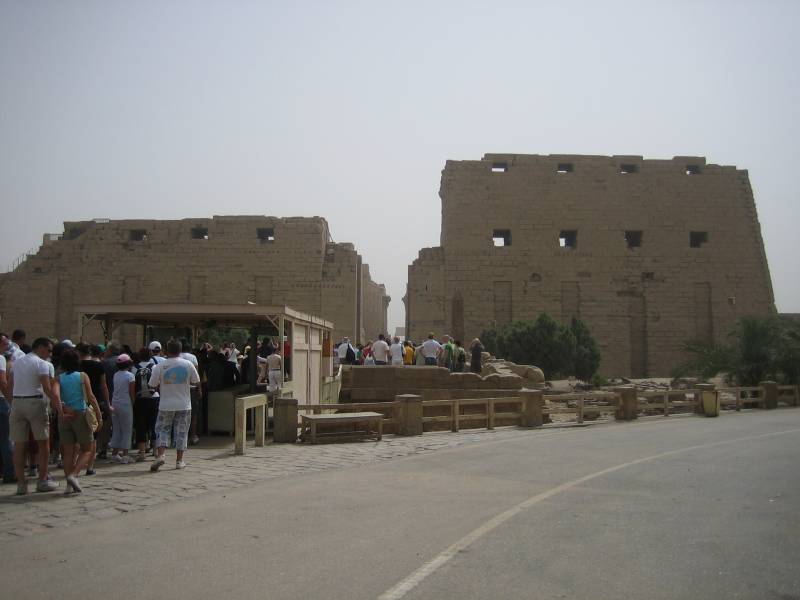 karnak01.jpg