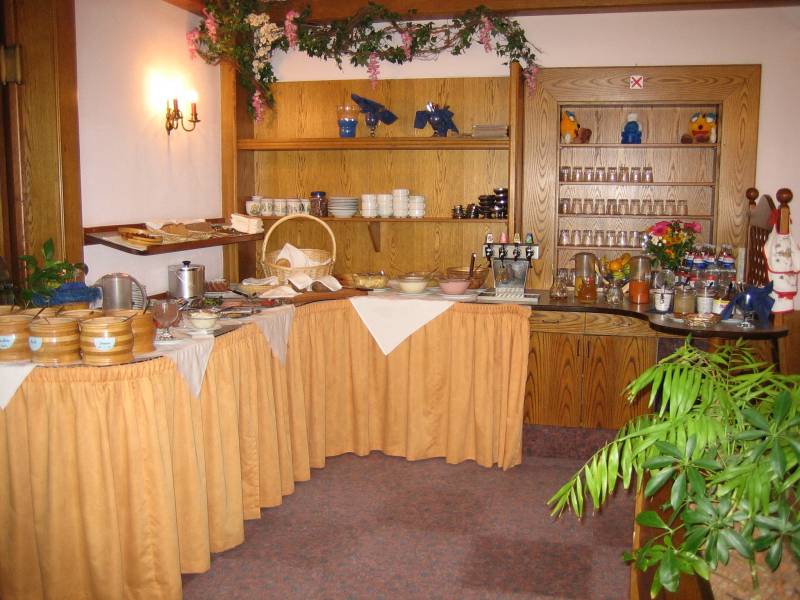 hotel03.jpg